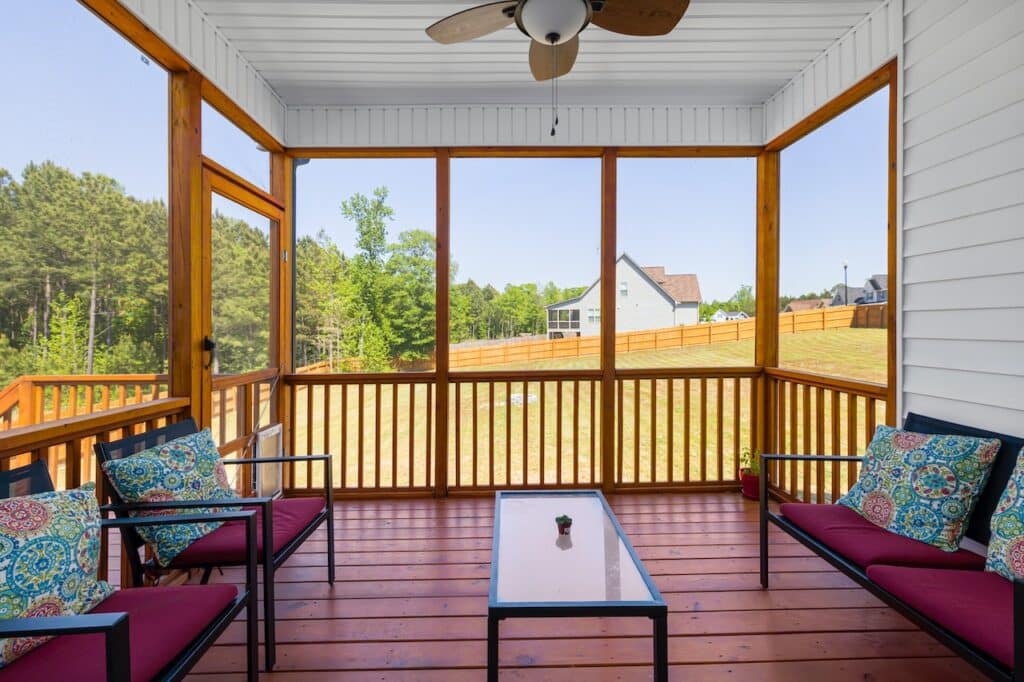 screened in porch
