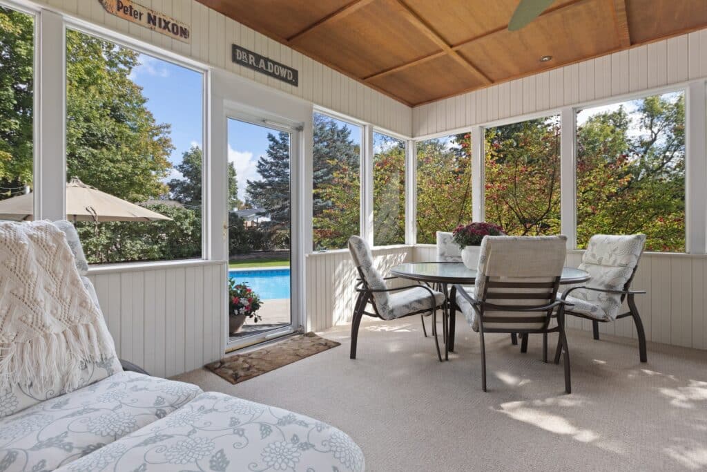 sunroom
