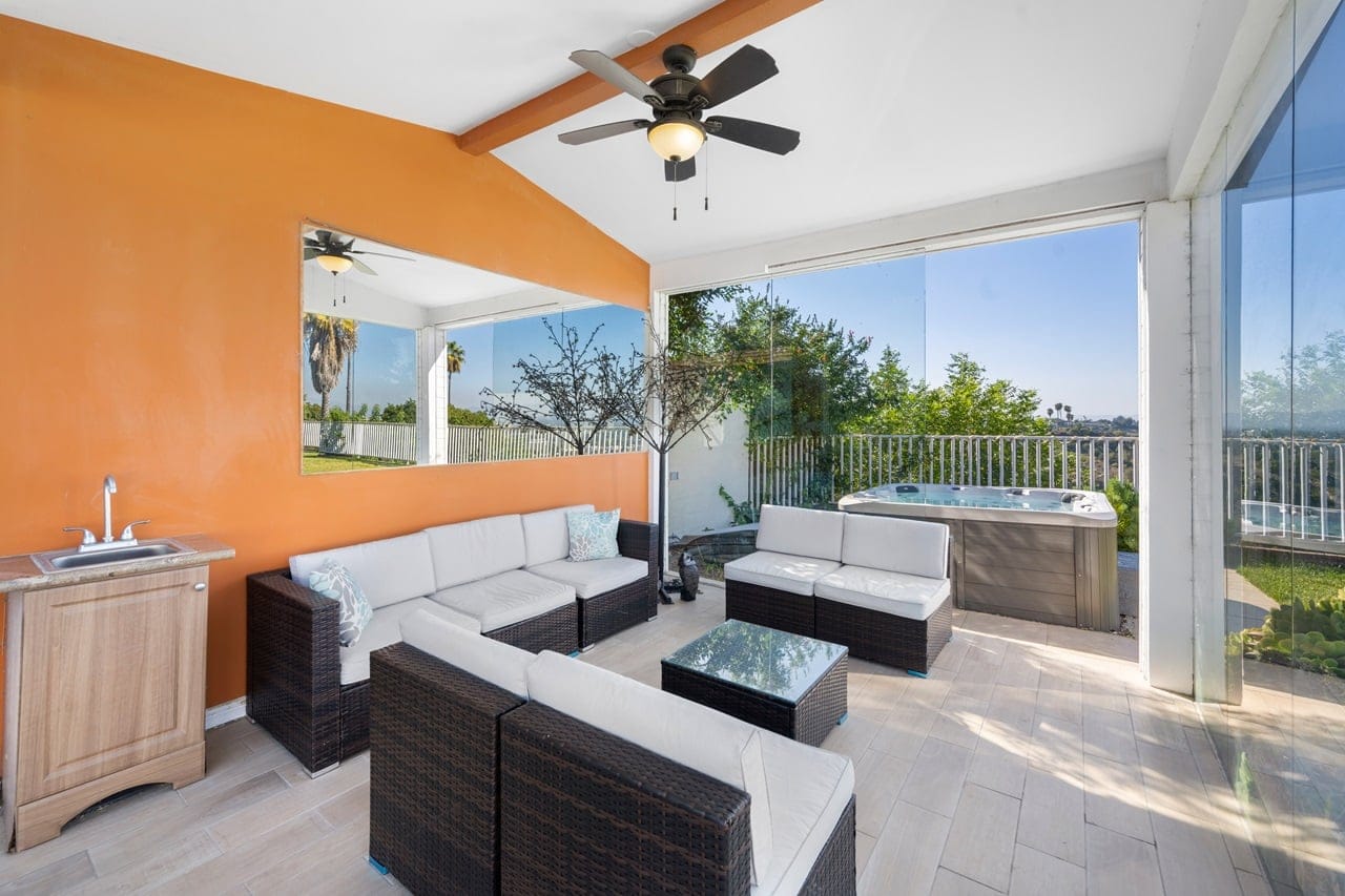 lanai enclosure