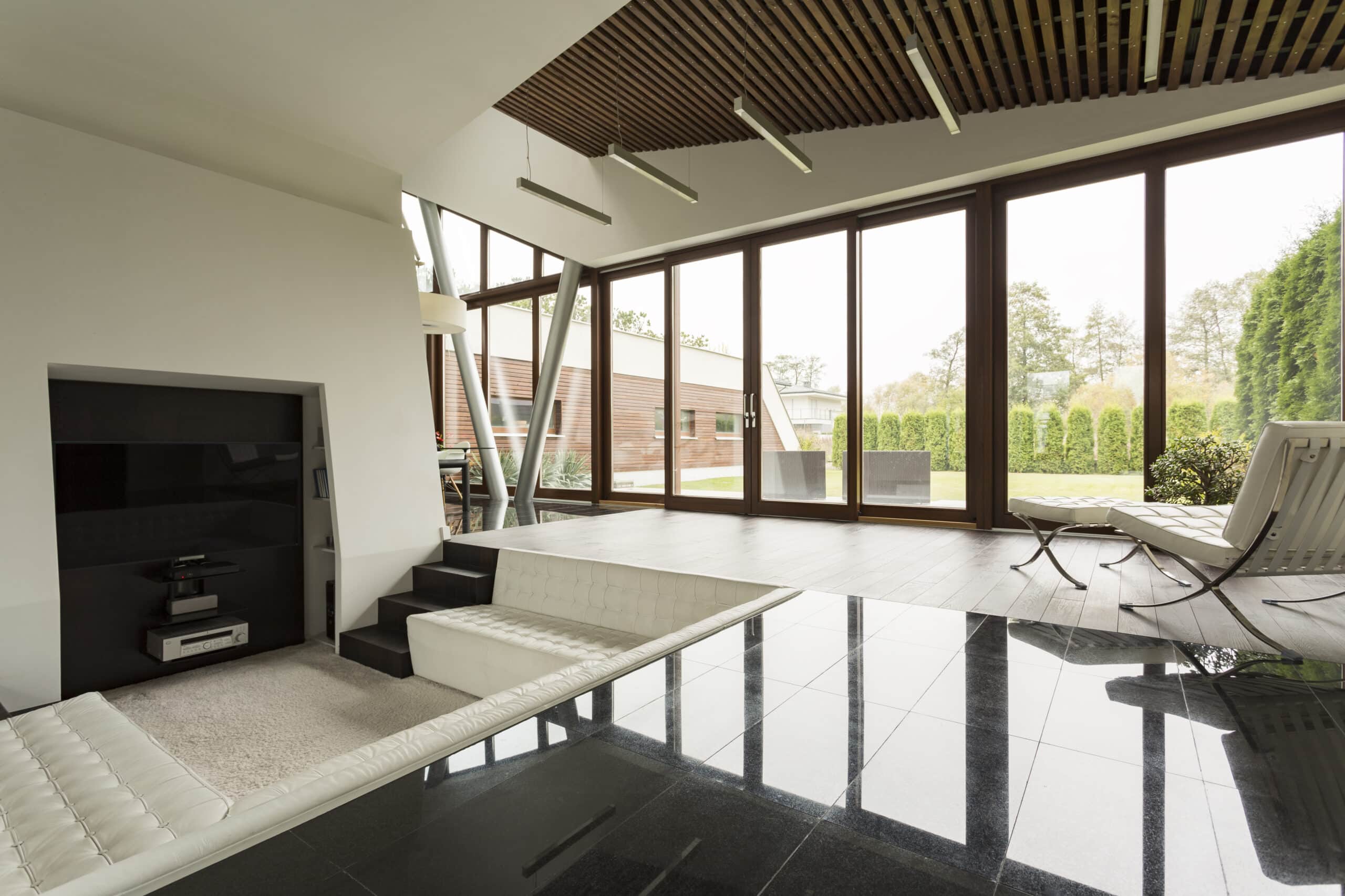 Acrylic-Windows-in-Smart-Home-Upgrade