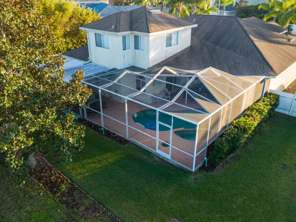 Lanai-Enclosures